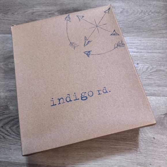 Indigo Road Juke Brown Booties Medium Fabric Floral Embroidery Women’s 10 - Picture 3 of 9